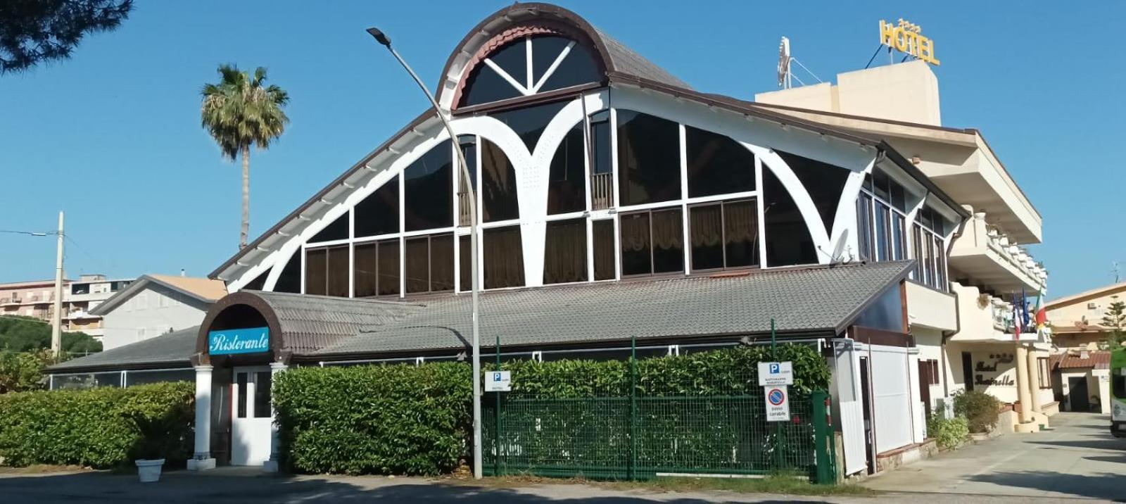 Marinella Hotel